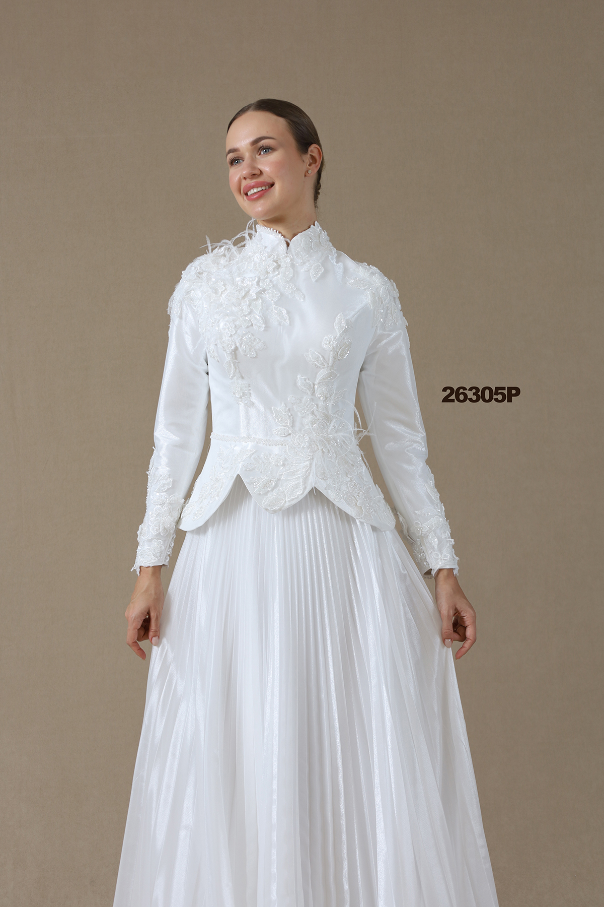 ALEXANDRA Hakim Yaka Helen Pilili Yırtmaçlı Gelinlik